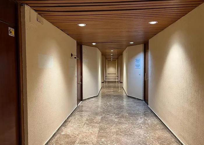 Отель Apartamento Puerta De San Nicolas *